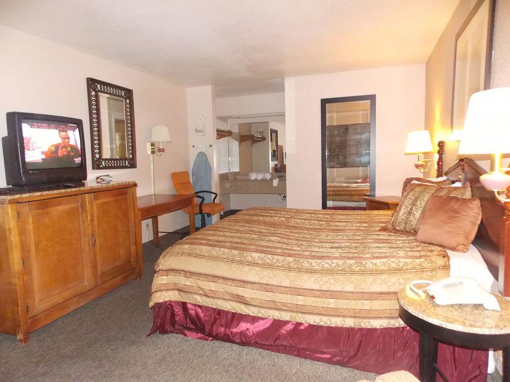 Econo Lodge Inn & Suites Downtown San Antonio Kültér fotó