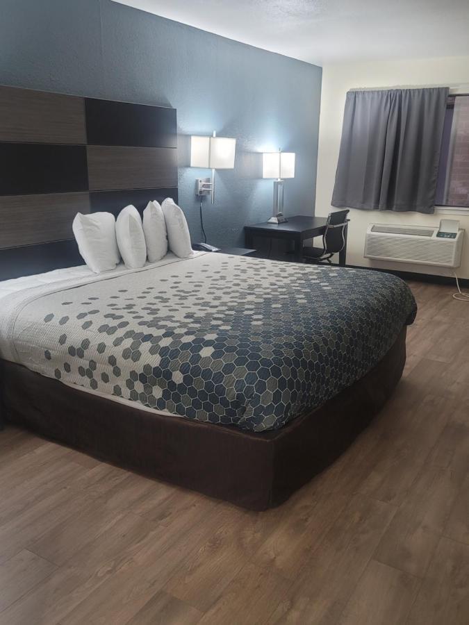 Econo Lodge Inn & Suites Downtown San Antonio Kültér fotó